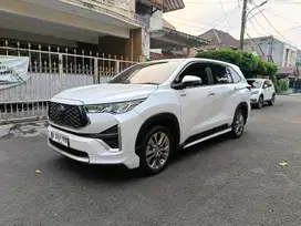 Zenix Q HV Hybrid TSS Matic Putih 2023 tdp 55jt