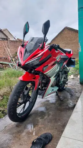 Cbr 150 r facelift simpanan