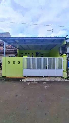 BUTUH CEPAT, RUMAH DUKUH ZAMRUD JUAL MURAH DI MUSTIKAJAYA BEKASI TIMUR