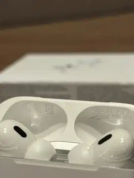 Airpods Pro Gen 2 USB C Ex Inter Singapura