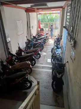 Dijual kost2an sudah full penghuni