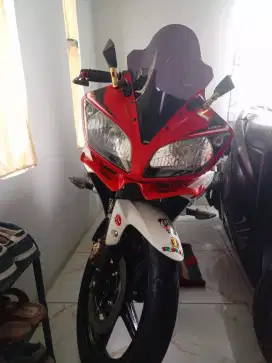yamaha R15 V2 warna merah full ori