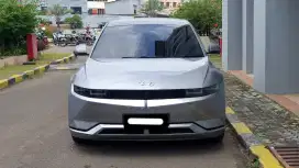 Hyundai ioniq 5 long range signature ev 2023 abu cash kredit bisa
