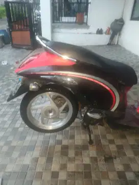 scoopy karbu 2012 body full orii