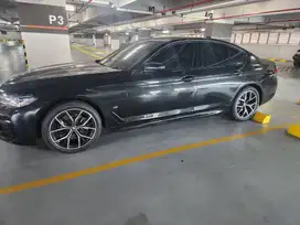 888jt Cash BMW G30 520i