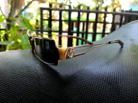 Kacamata guess original