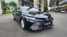 Toyota Camry 2.5V AT 2020, Hitam, Service Record