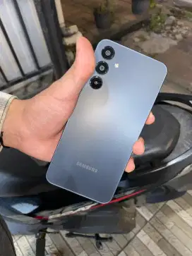 SAMSUNG A16 8/256 4G