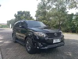 FORTUNER TRD AT DISEL 2014 DP 20 JUTA