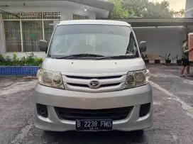 Dijual Cash Daihatsu Luxio D MT 2013