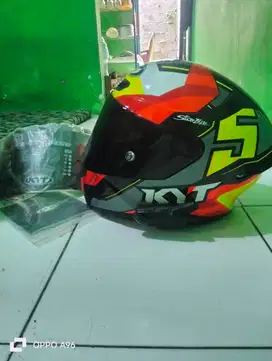 Helm full face KYT udah intercom
