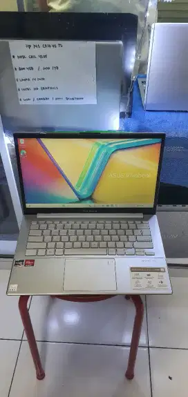 Asus vivobok e1404F