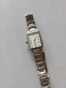 Jam vintage cewe