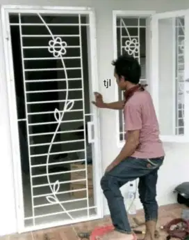 menjual pintu teralis