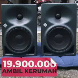 neumann kh120 speaker monitor yamaha hs focal genelec atc adam audio
