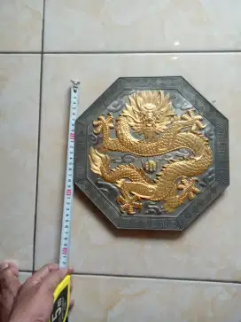 Koleksi Oriental Royal Selangor Plakat Naga Emas & Timah Seni Asia