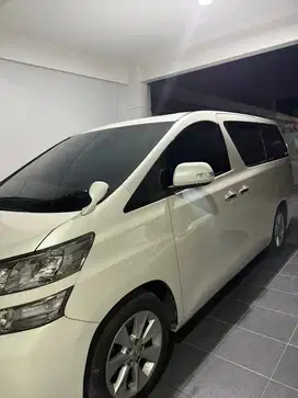Toyota Vellfire 2013 Bensin