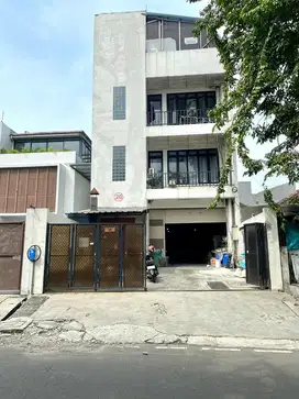 Dijual Gudang / Workshop di Kebon Jeruk 4 lantai