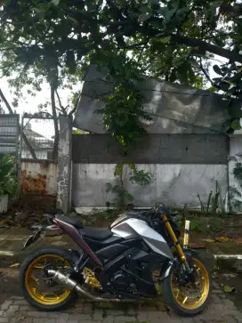 Motor yamaha xabre