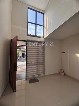 Rumah Minimalis Dekat Club House Cocok Untuk Keluarga Kecil