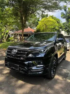 FORTUNER GR 2,4 2022 nik 2021