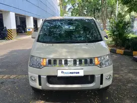 Mitsubishi Delica 2.0 L 2WD AT 2015