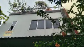 Dijual Rumah dan 6 kamar kos dekat grand paragon