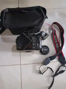 Canon 1300D + Lensa Fix 50mm STM Canon