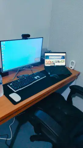 Komputer PC All-in-One Theree seep
 24inc