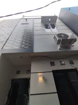 Rumah baru murah belakang RSUD madani Johar baru jakarta pusat