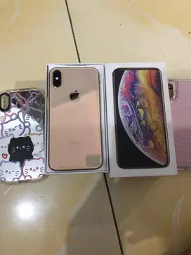 Iphone xs 64gb gold