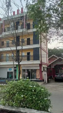 Jual Rumah dan RUKO 4 lt