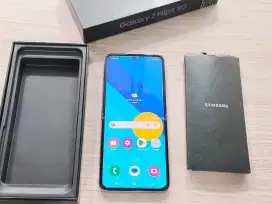 Samsung Z Flip 3 5g 8/256 Fullset Nominus