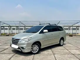 TOYOTA KIJANG INNOVA V LUXURY AT 2013 Bensin