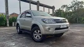 Fortuner G luxury A.T(matic) Bensin 2008