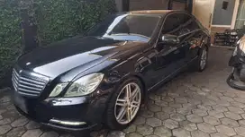 Mercedes-Benz E300 2011 Bensin