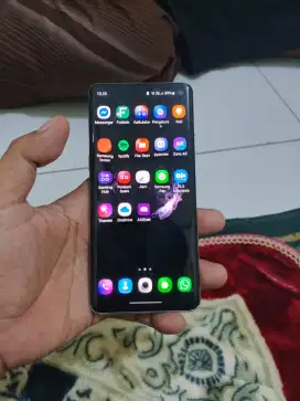 Samsung s10 bekas seperti baru