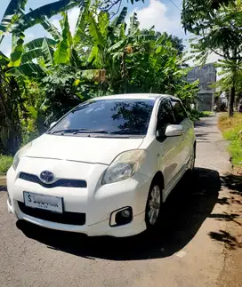 Toyota Yaris 2012 Bensin