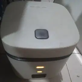 Rice Cooker Minimalis 1,2 liter  300 W