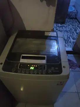 Mesin Cuci LG 8Kg