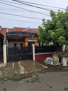 Disewa rumah minimalis siaphuni di Harapan Indah Cluster Taman Sari