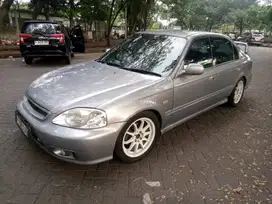 Honda Civic 2000 Bensin