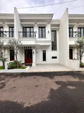 Rumah Cluster, Pondok Gede Dekat ToL Taman Mini di Kota Bekasi (ARR94)