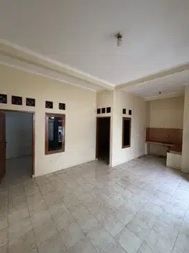 Disewakan Rumah Pertahun