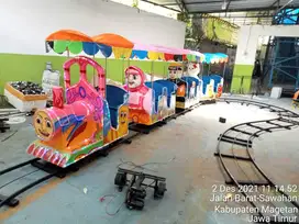 Jual odong-odong kereta fiberplat soft pink marsha AWET, AMAN, AMANAH