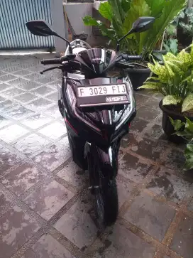 DIJUAL CEPAT VARIO 125 CBS HITAM 2023 PJK 1THN BAN BARU RAWATAN MULUS