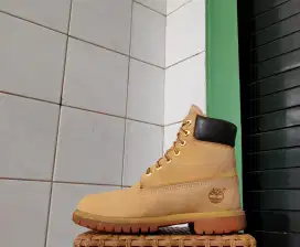 Timberland icon size 41.5 fit 42 original