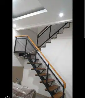 Tanga rebah minimalis