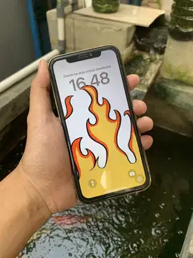 Iphone xr housing 13 pro 64 GB