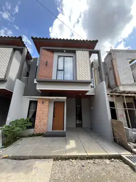 Rumah Ready Cluster Pinggir Jalan Raya di Jagakarsa JAKSEL